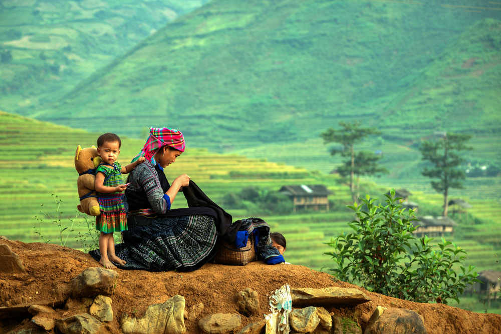 Hmong,In,Vietnam,Mothers,And,Daughter